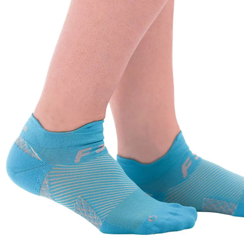 OrthoSleeve aqua no show plantar fasciitis socks on feet