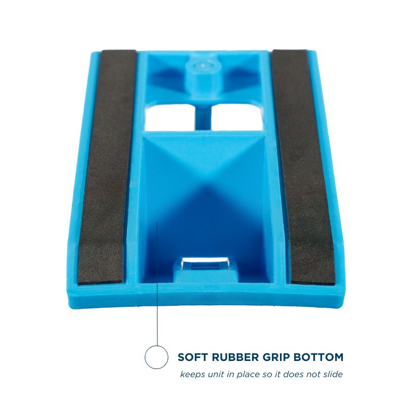 The rubber grip bottom keeps the unit in place so it doesn't slide